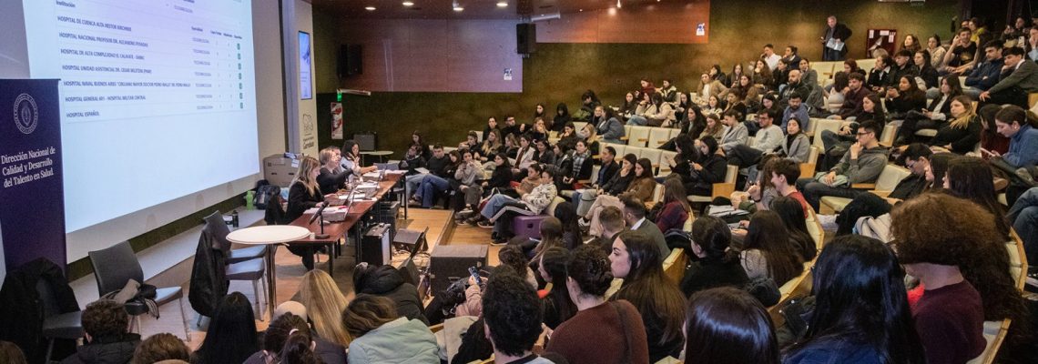 21-8 Se cubrió el 80% de los cargos de residencias en hospitales nacionales y SAMIC