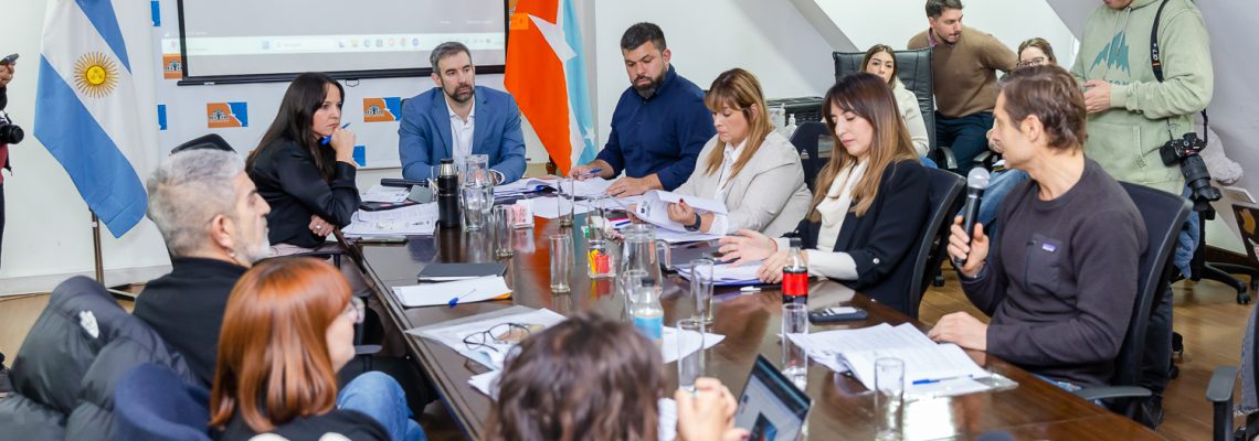 legisladores educacion